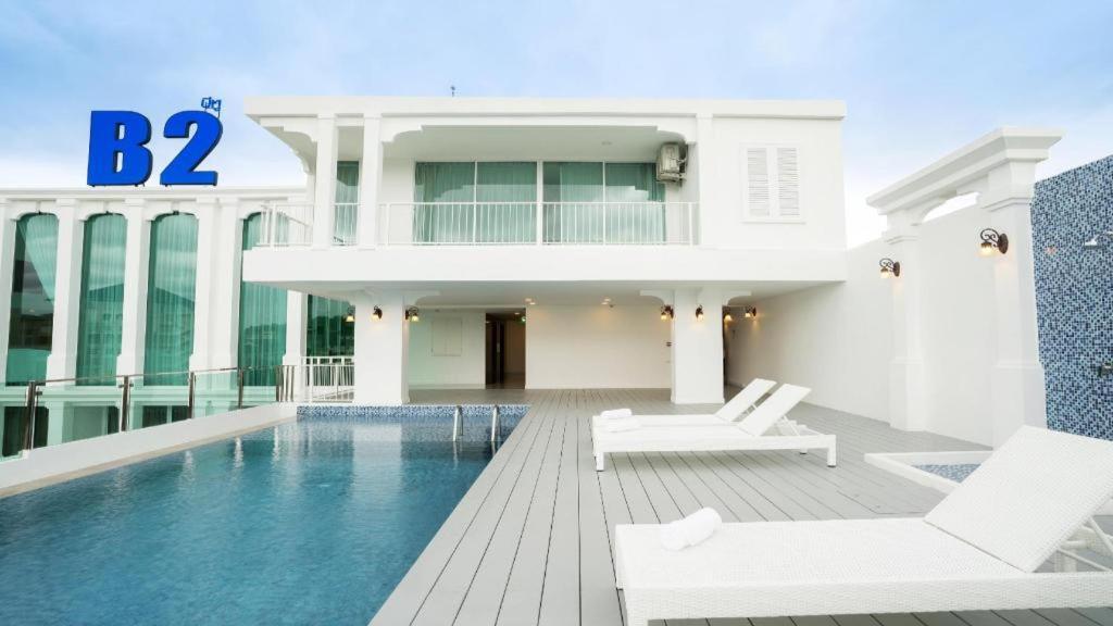 B2 Phuket Premier Hotel Patong Exterior photo